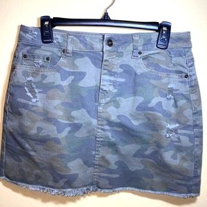 Vanilla Star Fashion Camouflage Mini Skirt Size 11